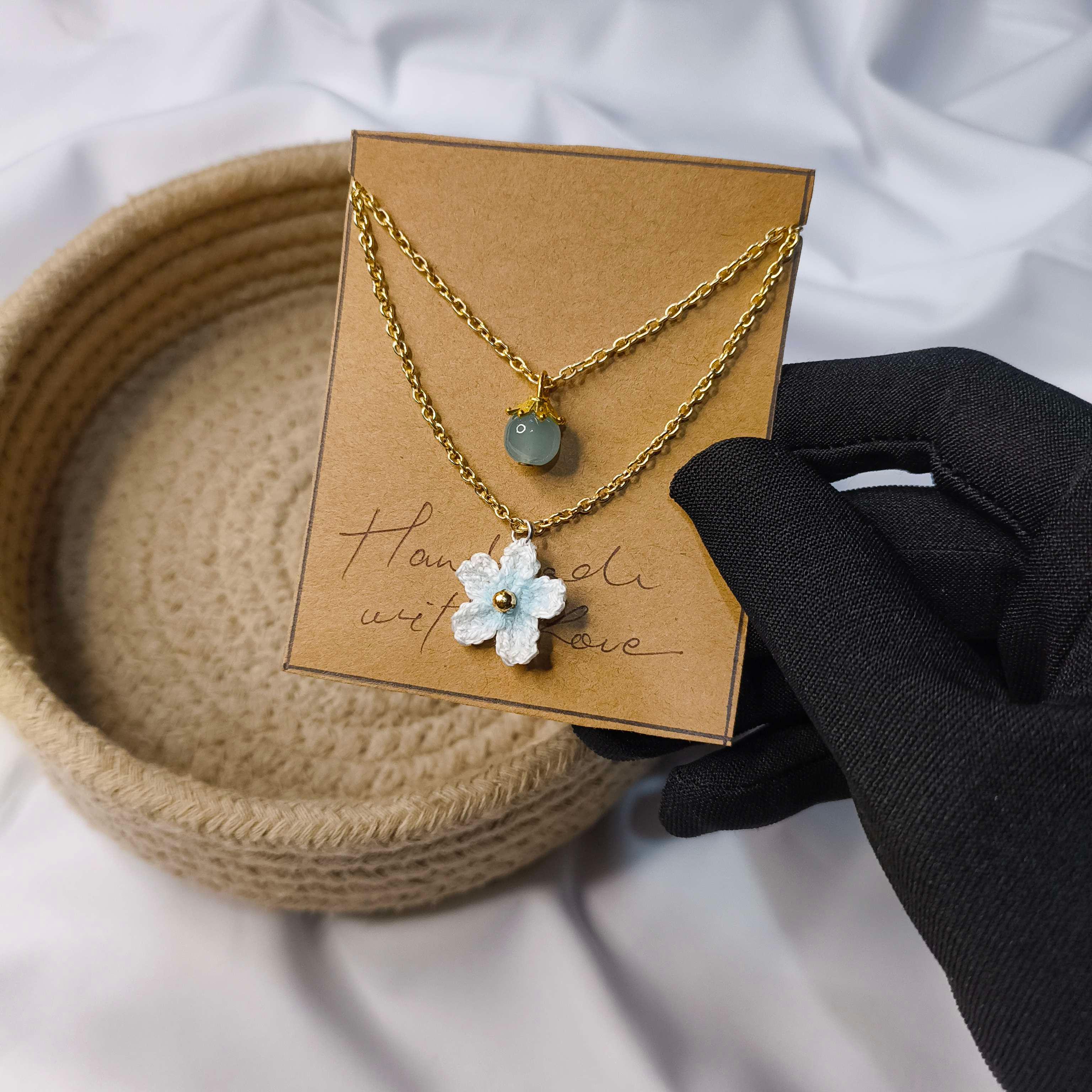 Blue jade floral necklace - Image 1